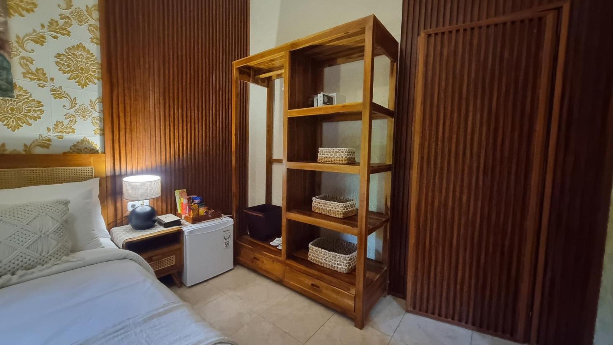 Kubu Dimel Tempat Tidur & Sarapan Nusa Dua (Bali)